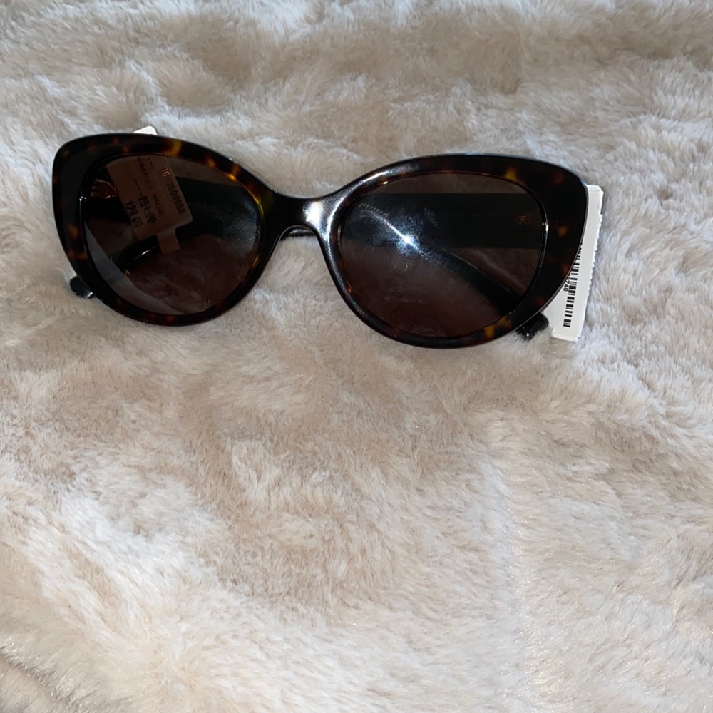 Versace - Brand new tags still attached , no box , no dust rag